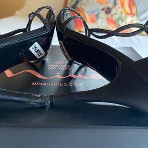 Gorgeous black heels